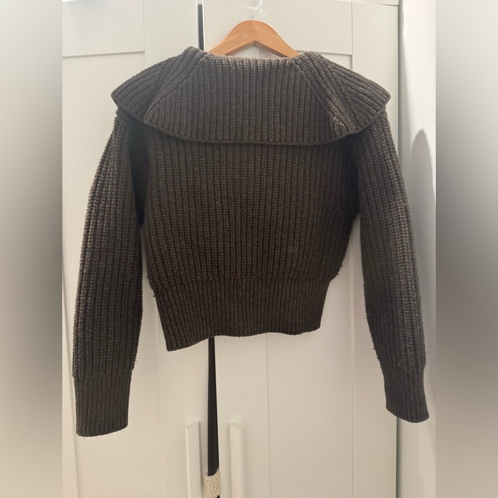 Sandro Collar Sweater Sweatshirt Olive Sz 1 like new